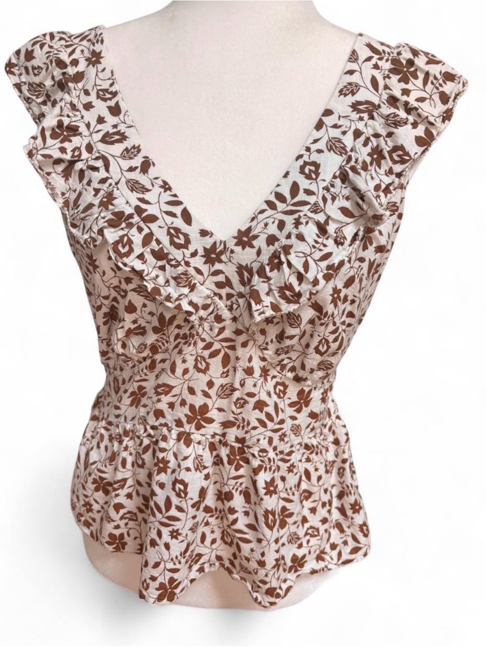 Old Navy Women's Flutter-Sleeve Floral V-Neck Tie-Back Top Cottage Small Tall